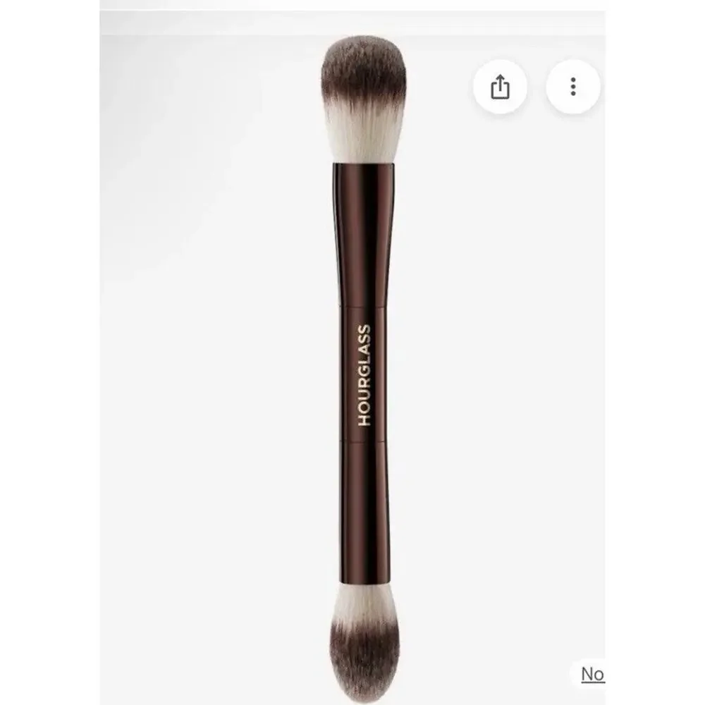 HOURGLASS Ambient Foundation Brush & Ambient Lighting Edit Brush NEW $120